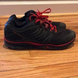 Merrill men’s size 9